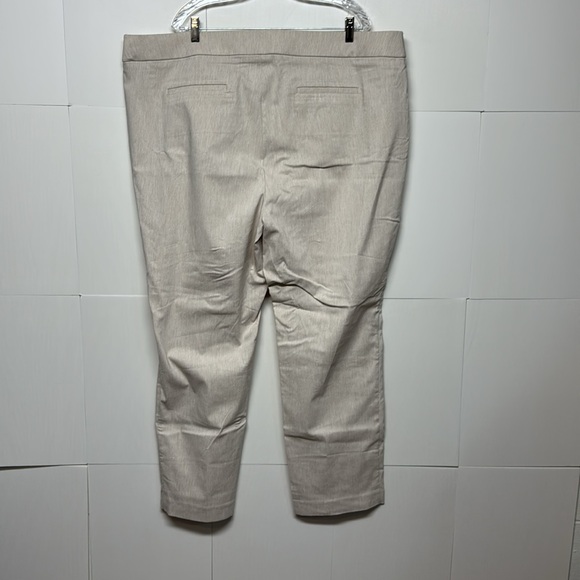 Liz Claiborne NWT Lisa Tan Heather Secretly Slimming Mid Rise Straight Leg Pants - Picture 7 of 11